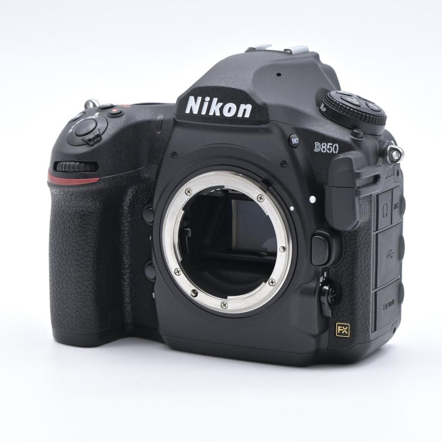 Nikon D850